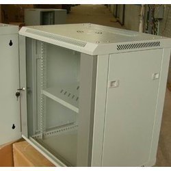 走进郑彤机柜ZTH.6418 一个专业网络机柜厂的品质之选